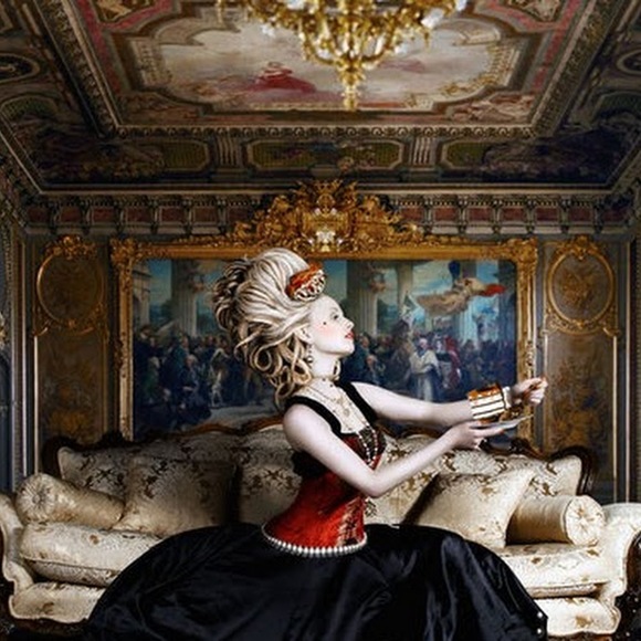 Meet your Posher, Miss - Picture 1 of 1